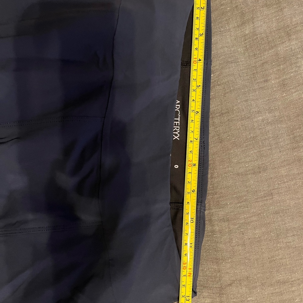 Arc'teryx Navy Blue Hiking Pants - Picture 5 of 8